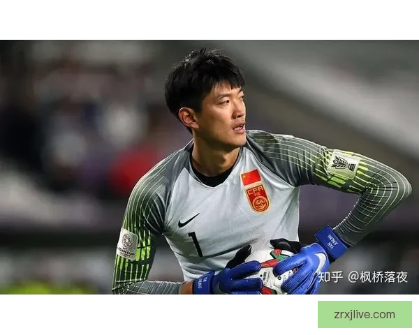 队友塞古拉盛赞孙兴慜与队友关系融洽并成为球队核心 队友塞古拉盛赞孙兴慜与队友关系融洽并成为球队核心