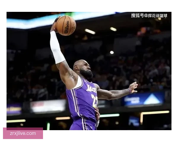 湖人骑士首发对决詹姆斯冲历史总胜场王东契奇复出迎战哈登焦点之夜
